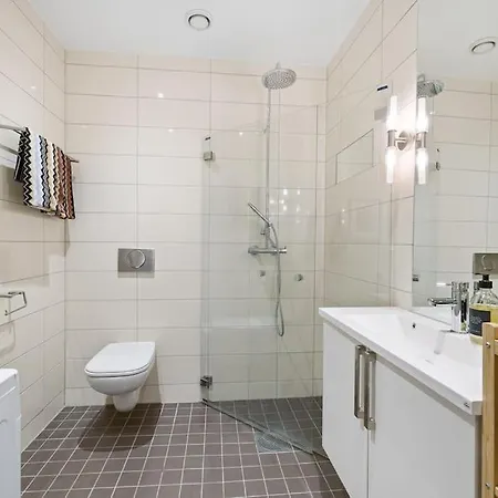 Modern 2bed Sea View @ Barcode Apartment *