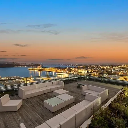 Leilighet Modern 2bed Sea View @ Barcode *