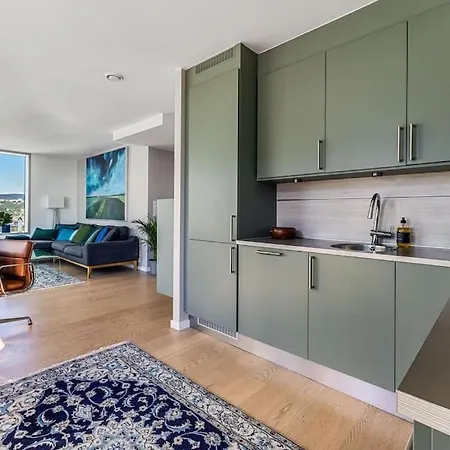 Modern 2bed Sea View @ Barcode Oslo