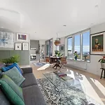 Modern 2bed Sea View @ Barcode Apartament