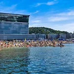 Modern 2bed Sea View @ Barcode Апартаменты *