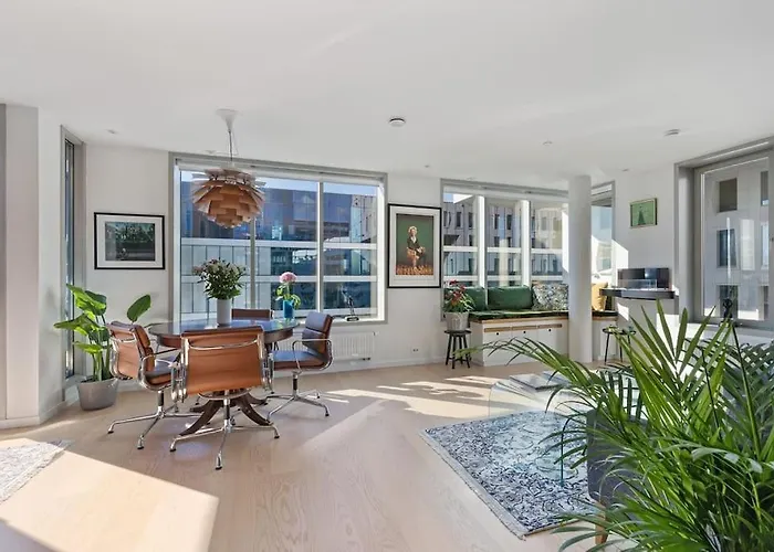 Modern 2bed Sea View @ Barcode Lägenhet *