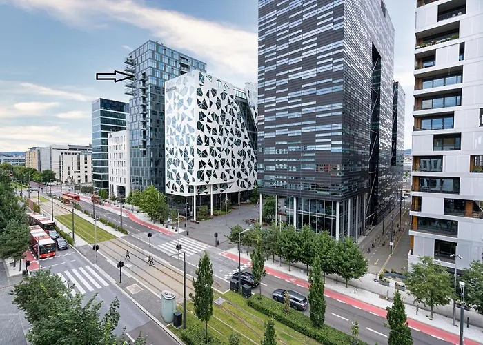 Modern 2bed Sea View @ Barcode