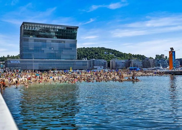 Modern 2bed Sea View @ Barcode Lägenhet *